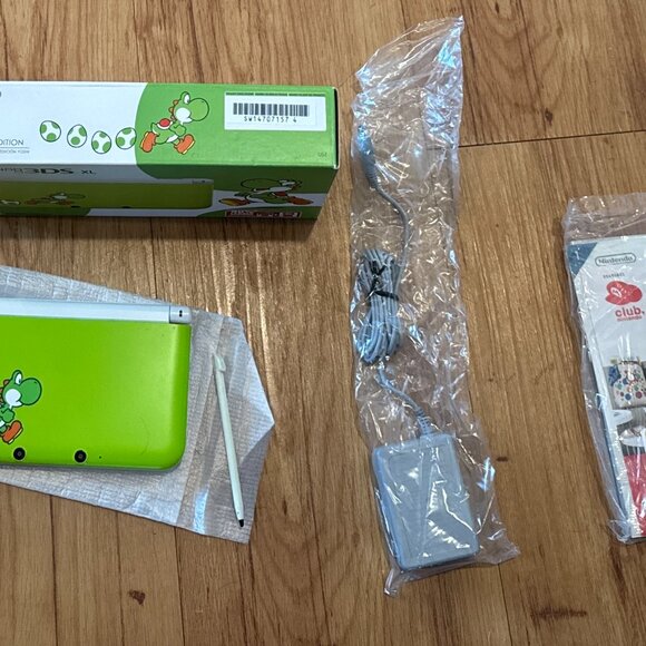 Nintendo 3DS XL Yoshi Special Edition Console US Model - Not For Sale! - Picture 7 of 9